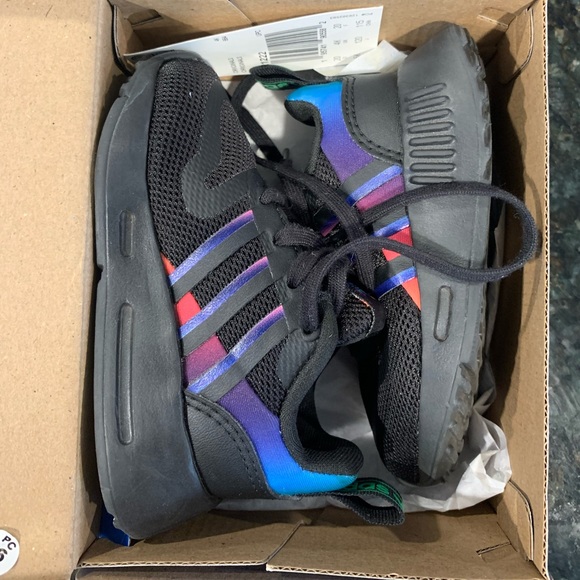 adidas Multix Athletic Shoe - Black / Multicolor Toddler Girl Size 5K. - Picture 2 of 5